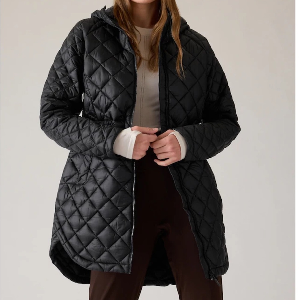 Athleta Whisper Featherless Puffer Parka